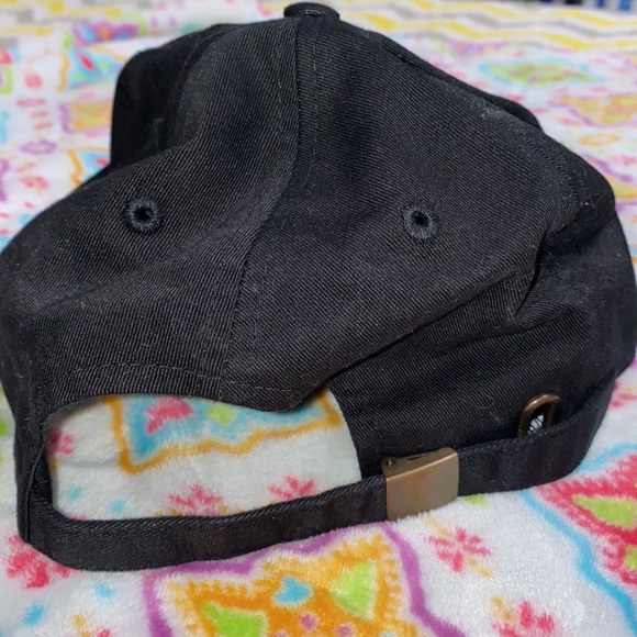 Hat - Picture 2 of 3